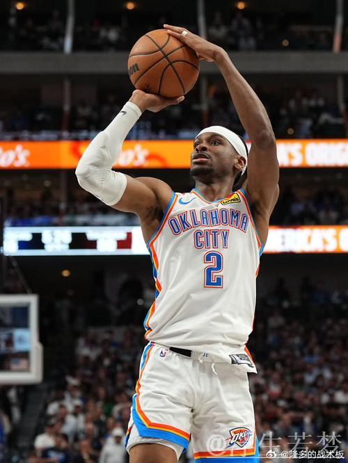 西亚卡姆一对一制胜跳投战胜亚历山大 西亚卡姆一对一制胜跳投战胜亚历山大