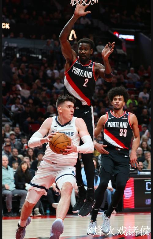 河村3分4助灰熊狂胜开拓者 国王终结太阳7连胜 河村3分4助灰熊狂胜开拓者 国王终结太阳7连胜