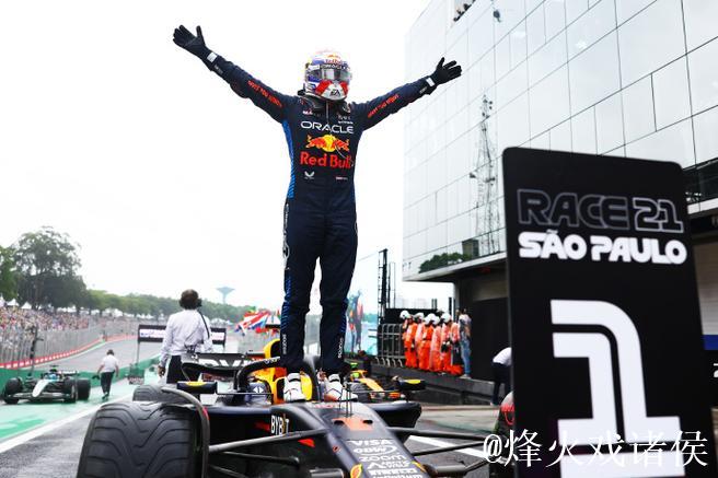 F1圣保罗站:诺里斯夺冠 维斯塔潘维修区发车第3登台 F1圣保罗站:诺里斯夺冠 维斯塔潘维修区发车第3登台